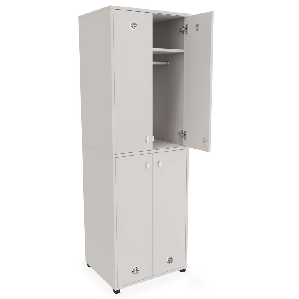 Holzspind / Umkleideschrank mit 4 Türen