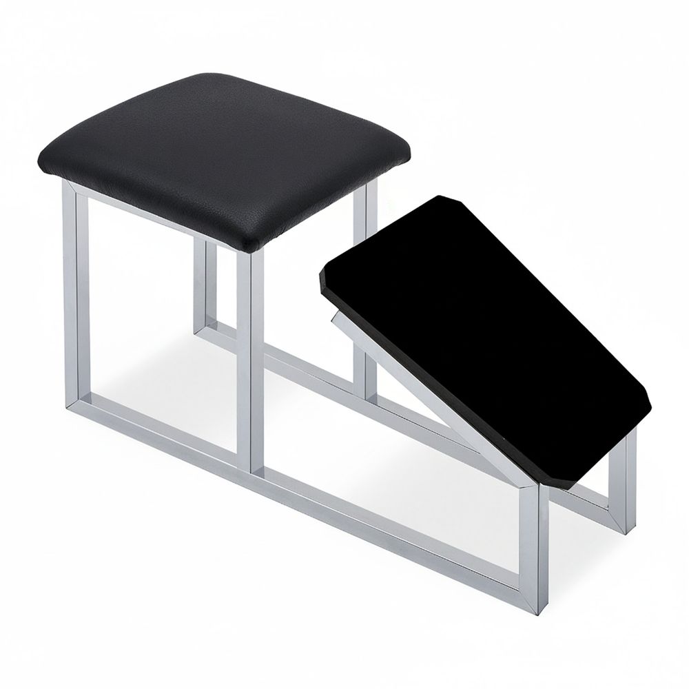 Hocker mit Schuhablage